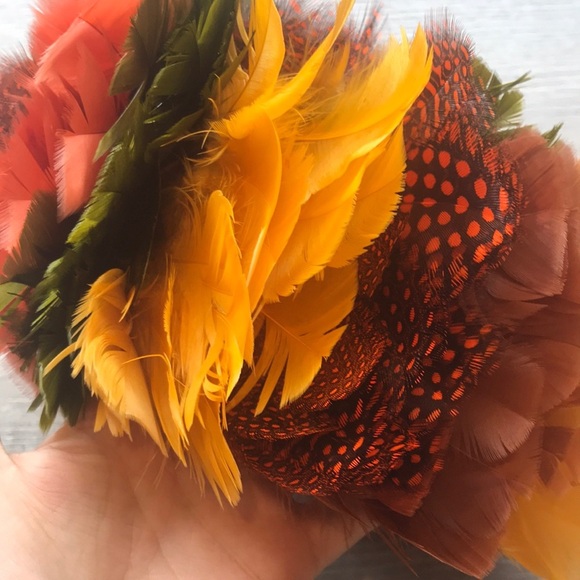 Vintage 1960’s feather hat - Picture 3 of 5